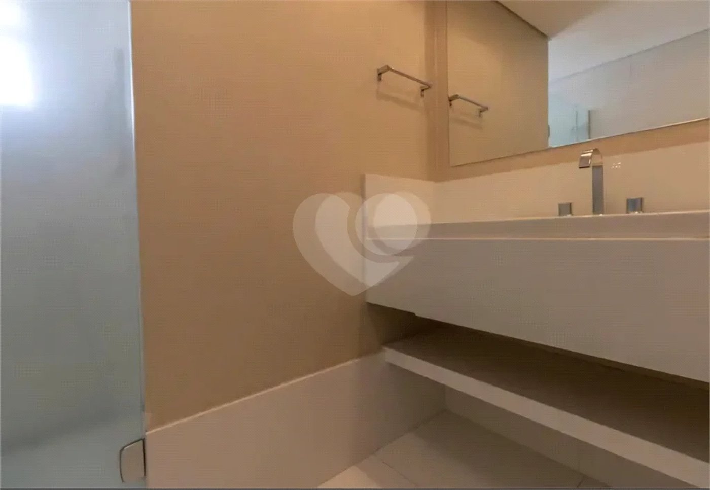 Apartamento à venda 97 m², 2 dormitórios, 1 vaga no Jardim Paulista - São Paulo/SP.