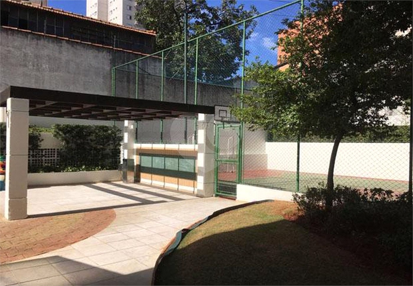 Apartamento Condominio Clube em Pinheiros com 90 m² Útil com 3 dormitórios sendo 1 suíte com 1 Vagas