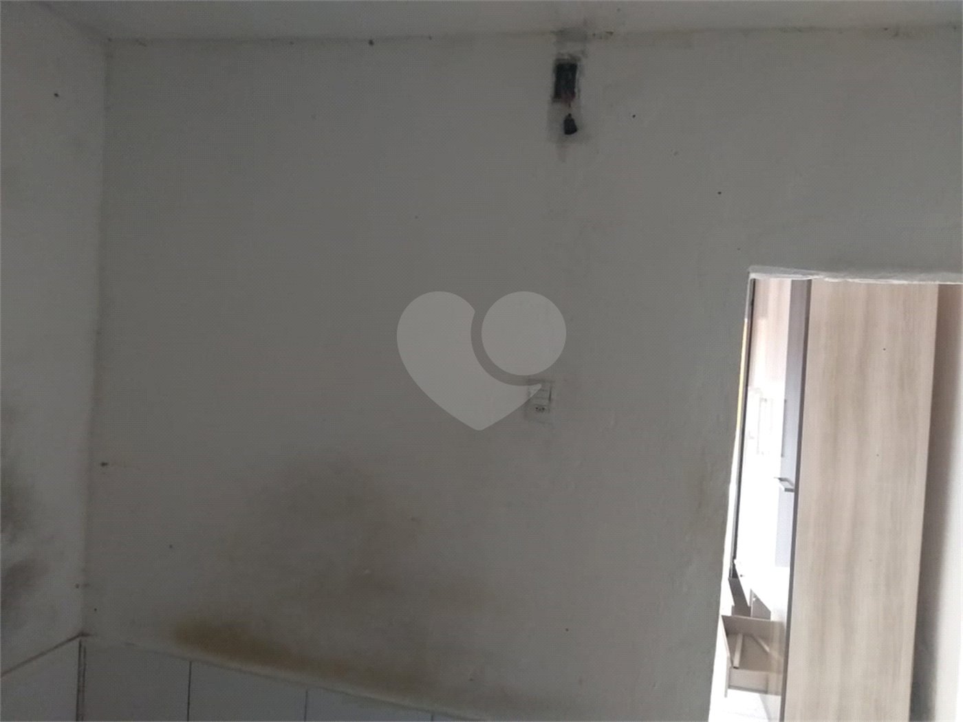 Casa à venda com 4 quartos, sendo 3 suítes, em Jardim Alvinópolis, Atibaia, SP