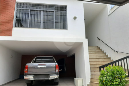 Sobrado à venda ou para alugar com 3 quartos, sendo 1 suíte, em Vila Paulista, São Paulo, SP
