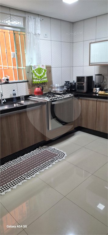 Sobrado à venda com 3 quartos, sendo 2 suítes, em Vila Aparecida, São Paulo, SP