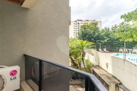 Apartamento à venda com 3 quartos, sendo 1 suíte,  em Vila Clementino, São Paulo, SP