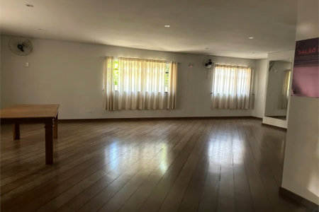 Apartamento à venda com 3 quartos em Vila Polopoli, São Paulo, SP