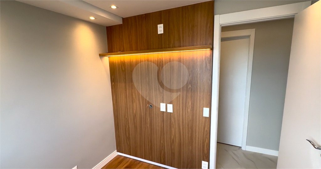 Apartamento à venda com 3 quartos, sendo 1 suíte, em Barra Funda, São Paulo, SP