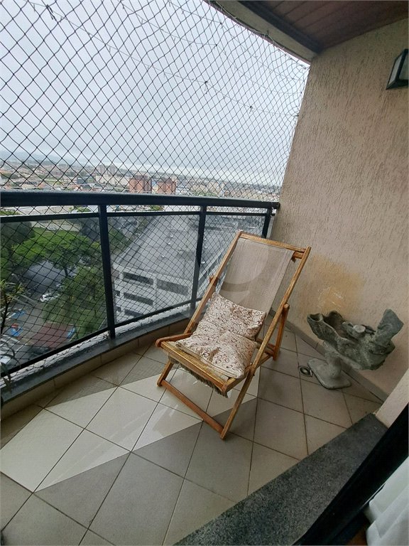 Apartamento à venda com 3 suítes em Sítio São José, Suzano, SP