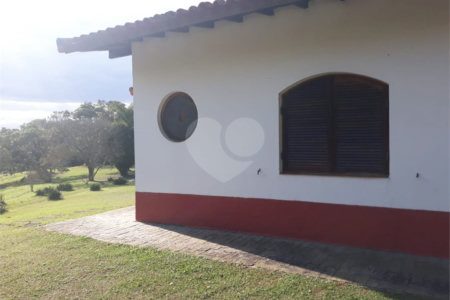 Sítio à venda com 5 quartos, sendo 3 suítes,  em Planalto Verde, São Roque, SP