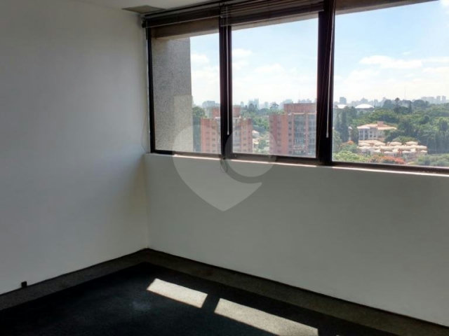 Sala à venda em Alto da Boa Vista, São Paulo, SP
