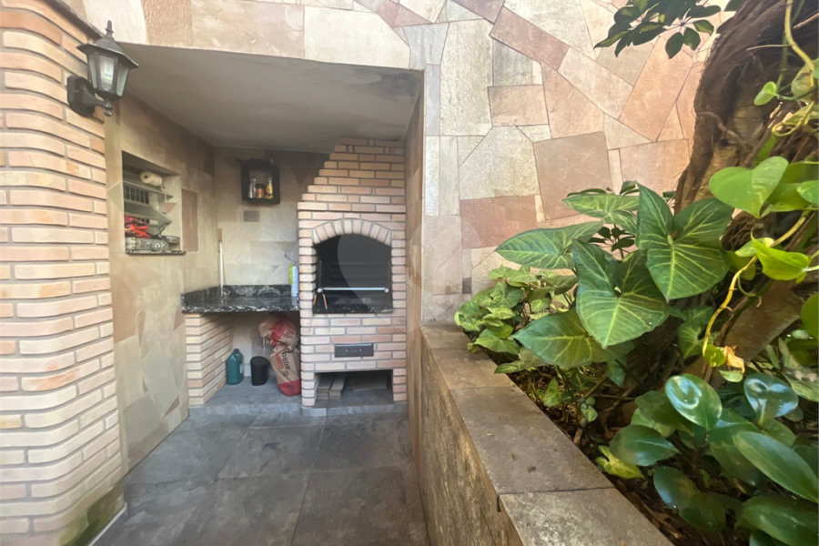 Sobrado à venda com 7 quartos, sendo 1 suíte, em Tremembé, São Paulo, SP