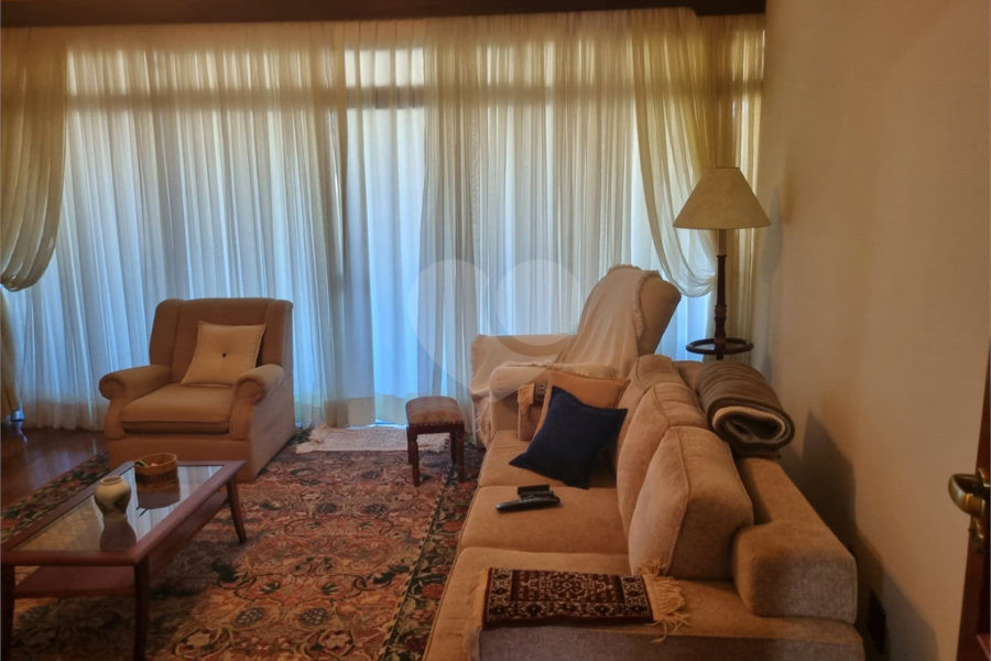 Apartamento à venda com 4 suítes no Centro, Serra Negra, SP