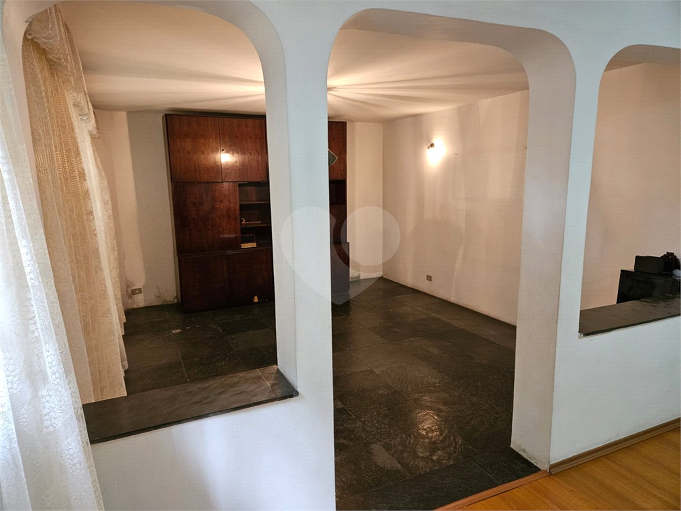 Sobrado à venda com 3 quartos, sendo 1 suíte, em Cidade Monções, São Paulo, SP