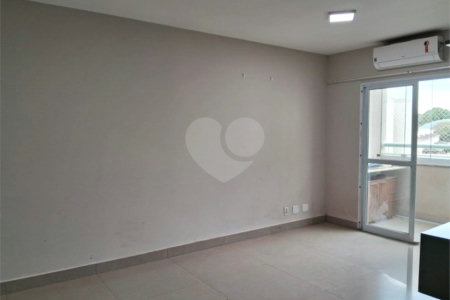 Apartamento à venda com 3 quartos, sendo 1 suíte, em Jardim Vera Cruz, Sorocaba, SP
