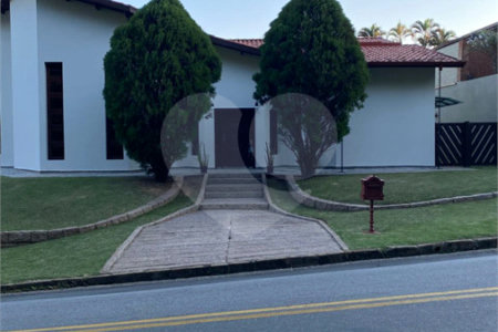 Casa à venda ou para alugar com 4 suítes no condomínio Estância Marambaia, Vinhedo - SP