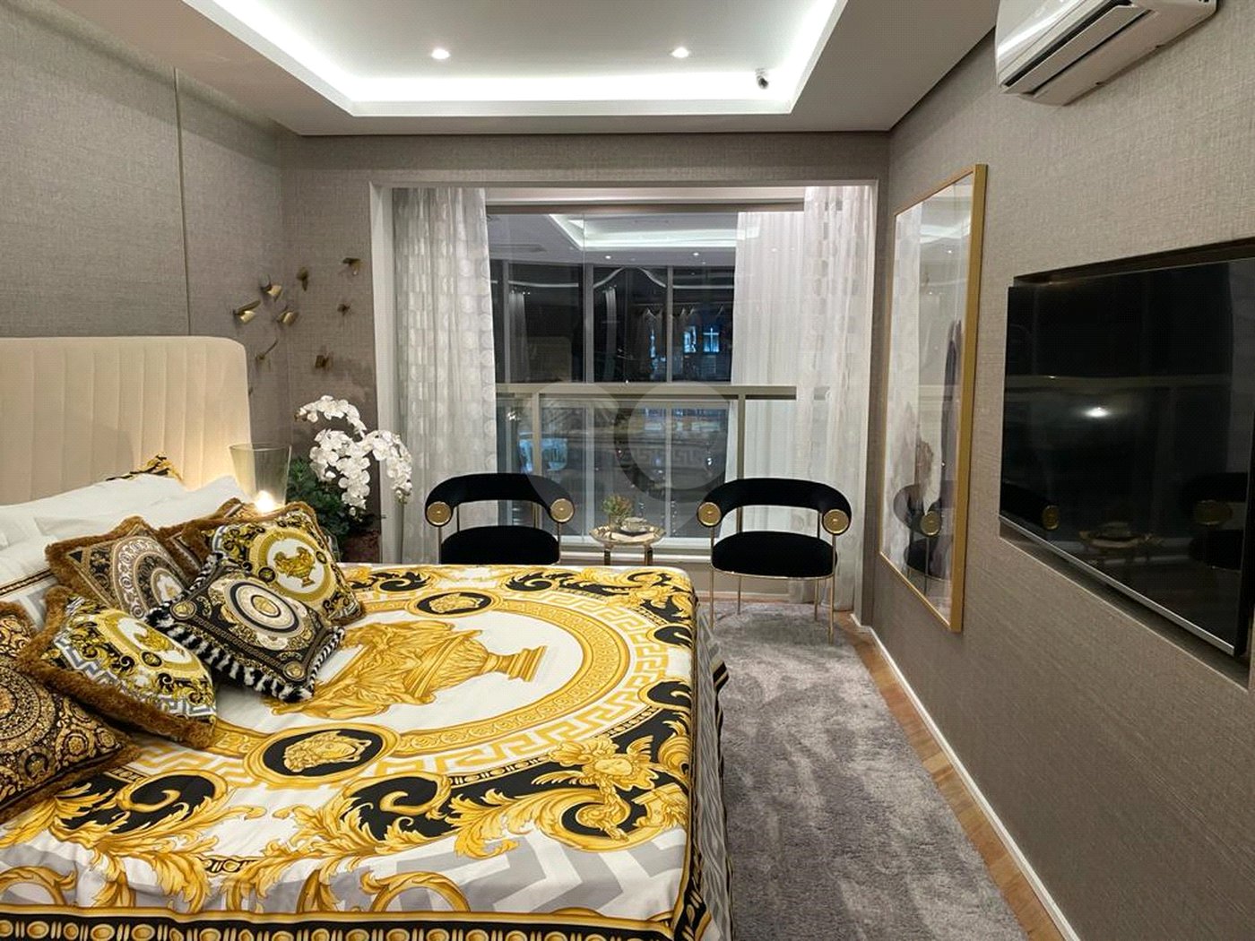 Apartamento à venda com 4 suítes em Moema, São Paulo, SP