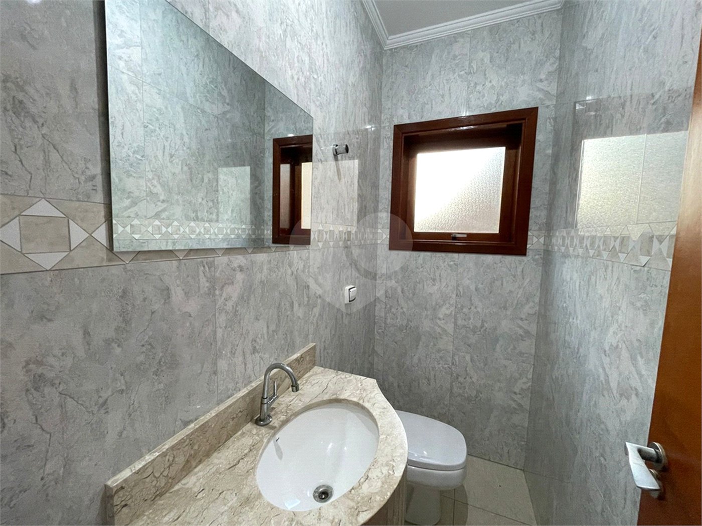 Casa para alugar com 3 suítes no condomínio Bosque de Grevilea, Vinhedo - SP