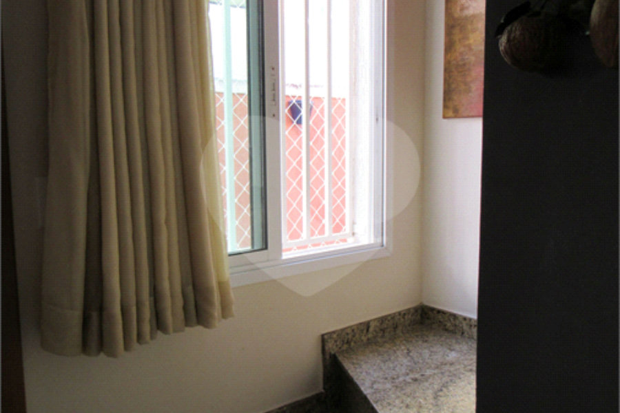 Casa à venda com 2 suítes no condomínio Real Residencial Julia, São Paulo - SP
