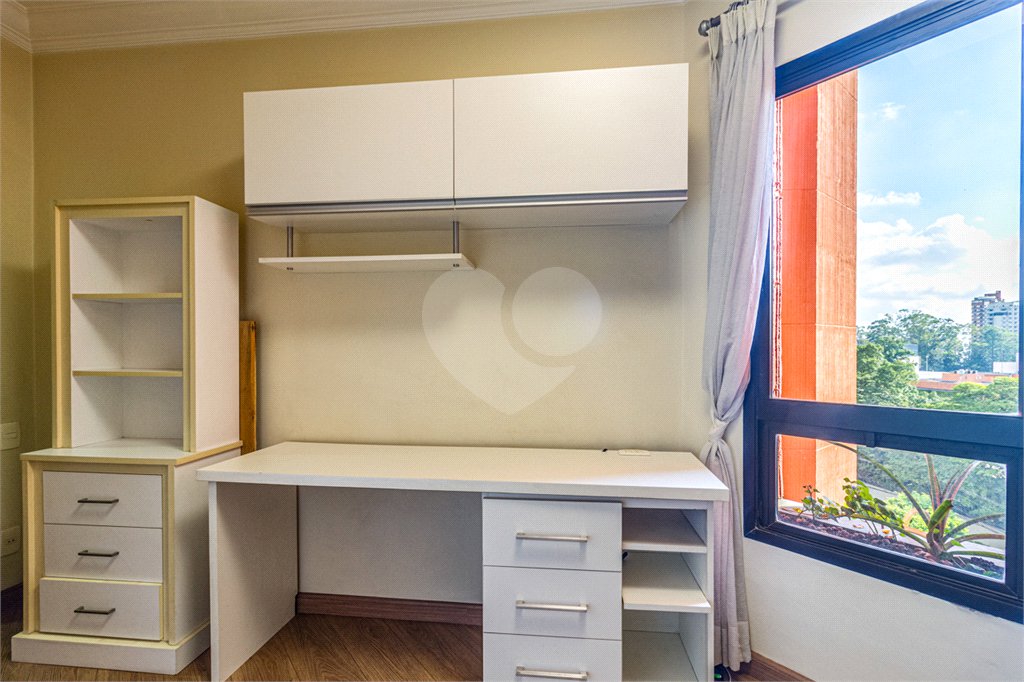 Apartamento à venda com 3 quartos, sendo 2 suítes, em Vila Andrade, São Paulo, SP