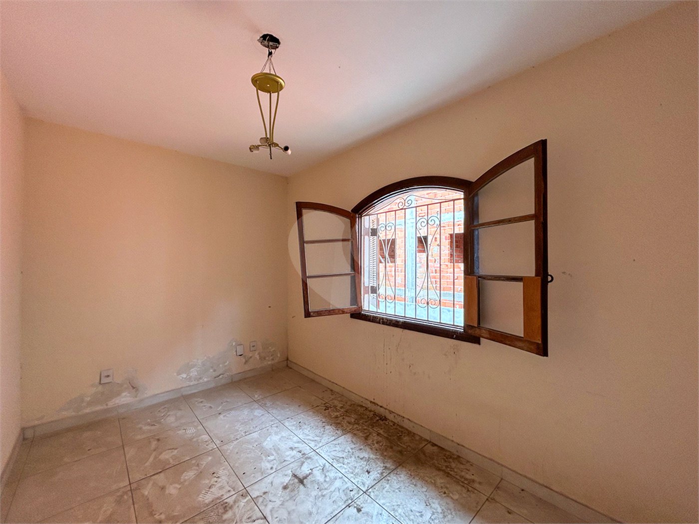 Sobrado à venda com 4 quartos, sendo 3 suítes, em Vila Libanesa, São Paulo, SP