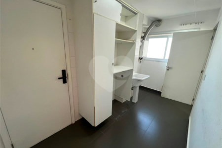 Apartamento à venda ou para alugar com 3 suítes em Santa Teresinha, São Paulo, SP