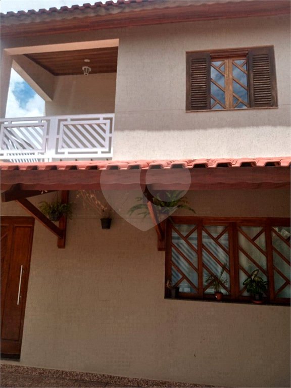 Casa à venda com 3 quartos em Sítio São José, Suzano, SP
