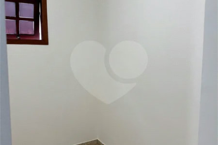 Sobrado à venda ou para alugar com 3 suítes em Vila Sônia, São Paulo, SP