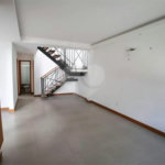 Casa à venda com 4 quartos, sendo 3 suítes, no condomínio Lícia de Alvarenga, Rio de Janeiro - RJ