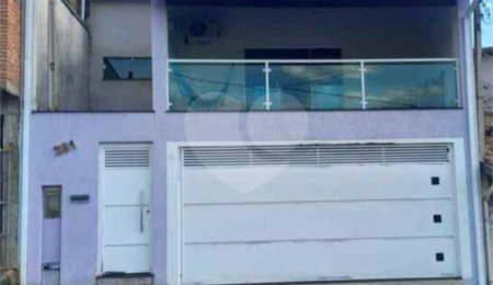 Casa à venda com 3 quartos, sendo 1 suíte,  em Jardim Silvestre IV, Amparo, SP