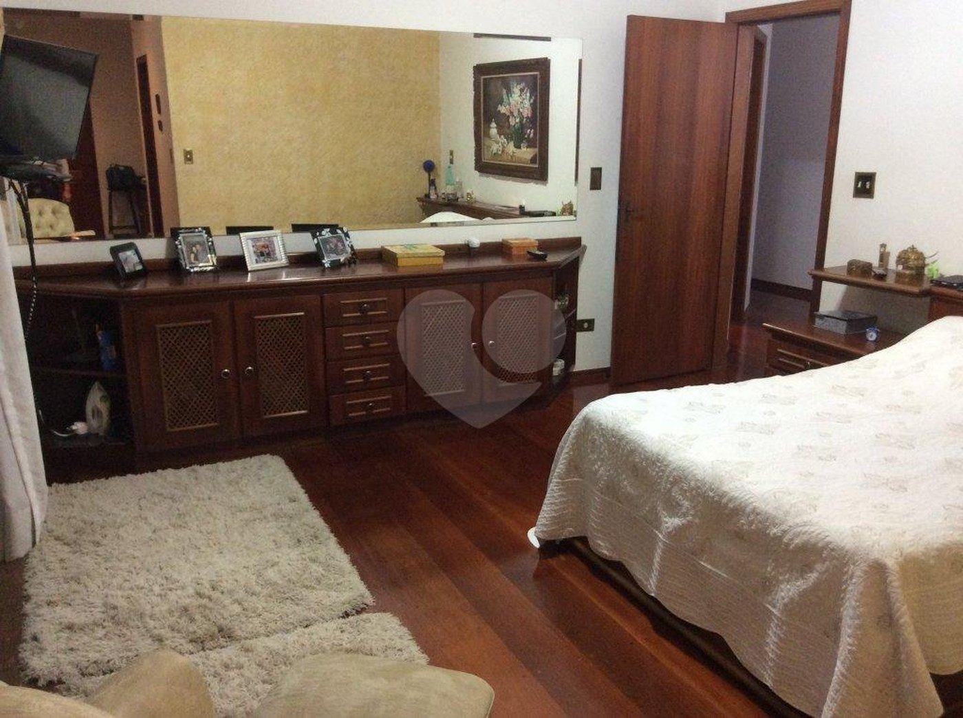 Casa Térrea à venda ou para alugar com 4 suítes em Jardim Floresta, São Paulo, SP