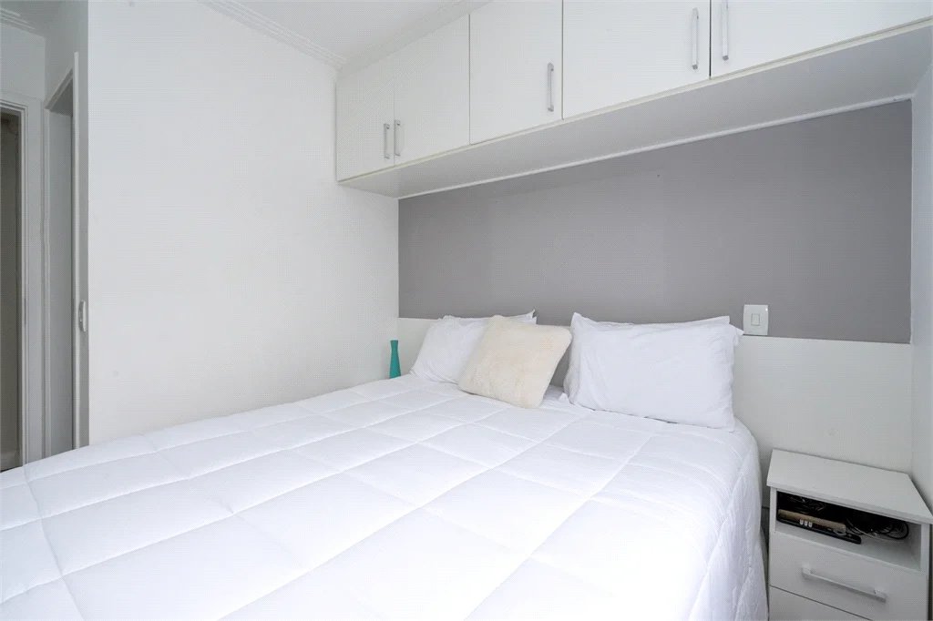 Apartamento à venda com 3 quartos, sendo 1 suíte, em Jardim Parque Morumbi, São Paulo, SP