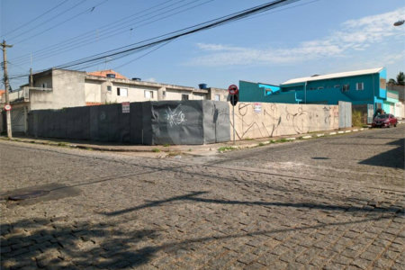 Terreno à venda em Vila Urupês, Suzano, SP