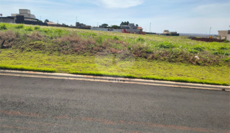 Terreno à venda no condomínio Riviera Village Cravinhos, Cravinhos - SP