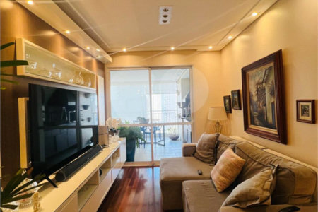 Apartamento à venda com 3 quartos, sendo 1 suíte, em Alto da Boa Vista, São Paulo, SP
