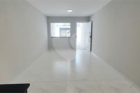 Sobrado à venda com 3 quartos, sendo 1 suíte, em Vila Medeiros, São Paulo, SP