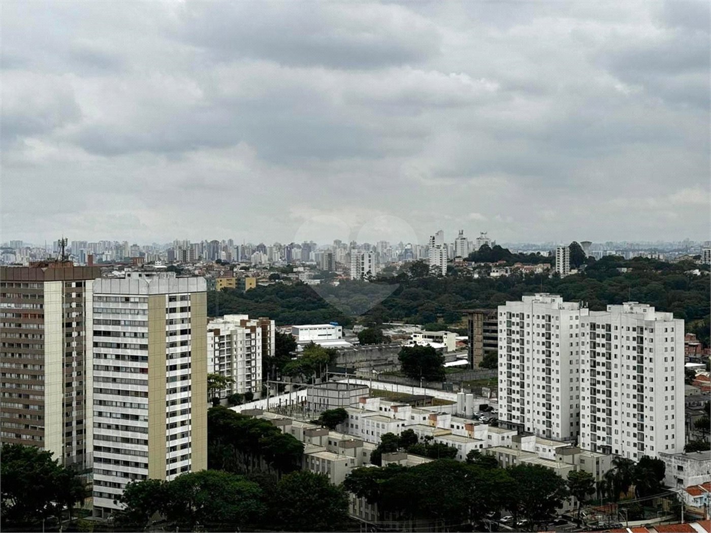Apartamento à venda com 3 suítes, em Vila Independência, São Paulo, SP