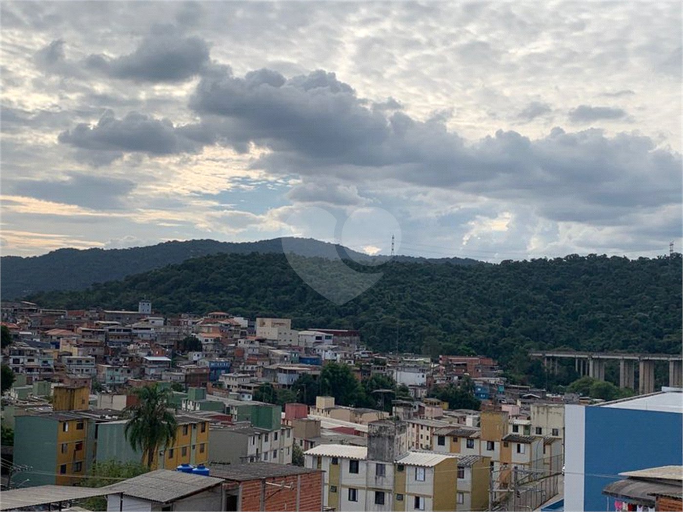 Casa Térrea à venda com 3 quartos, sendo 1 suíte,  em Horto, São Paulo, SP