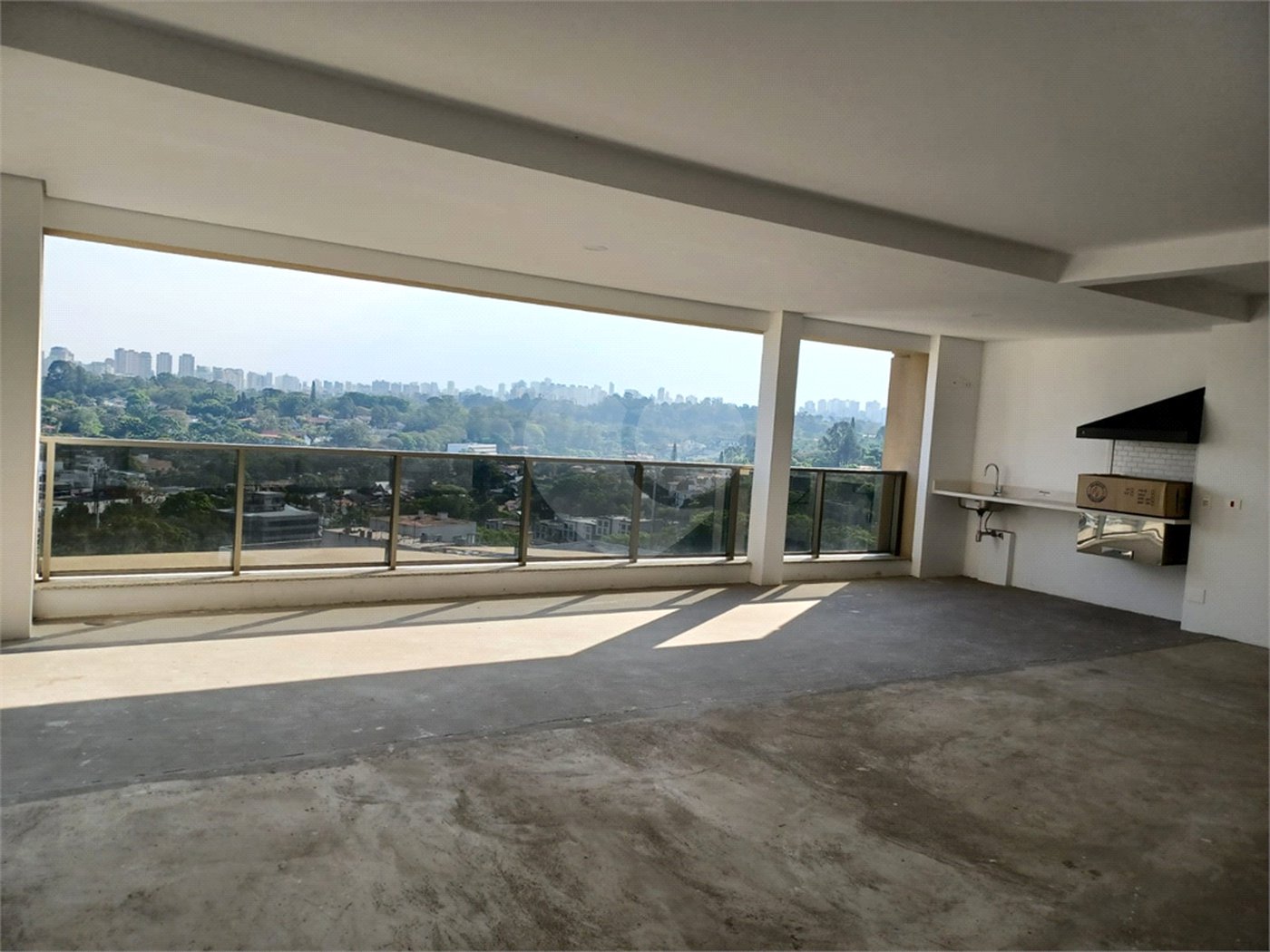 Apartamento à venda com 4 suítes em Real Parque, São Paulo, SP