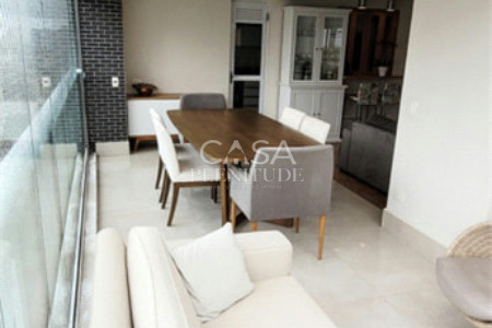 Apartamento à venda com 2 suítes em Vila Mariana, São Paulo, SP
