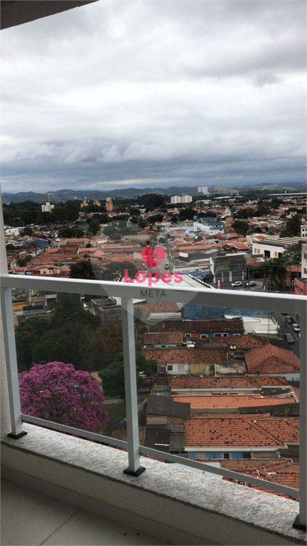 Apartamento à venda com 2 quartos, sendo 1 suíte, no Centro, Jacareí, SP