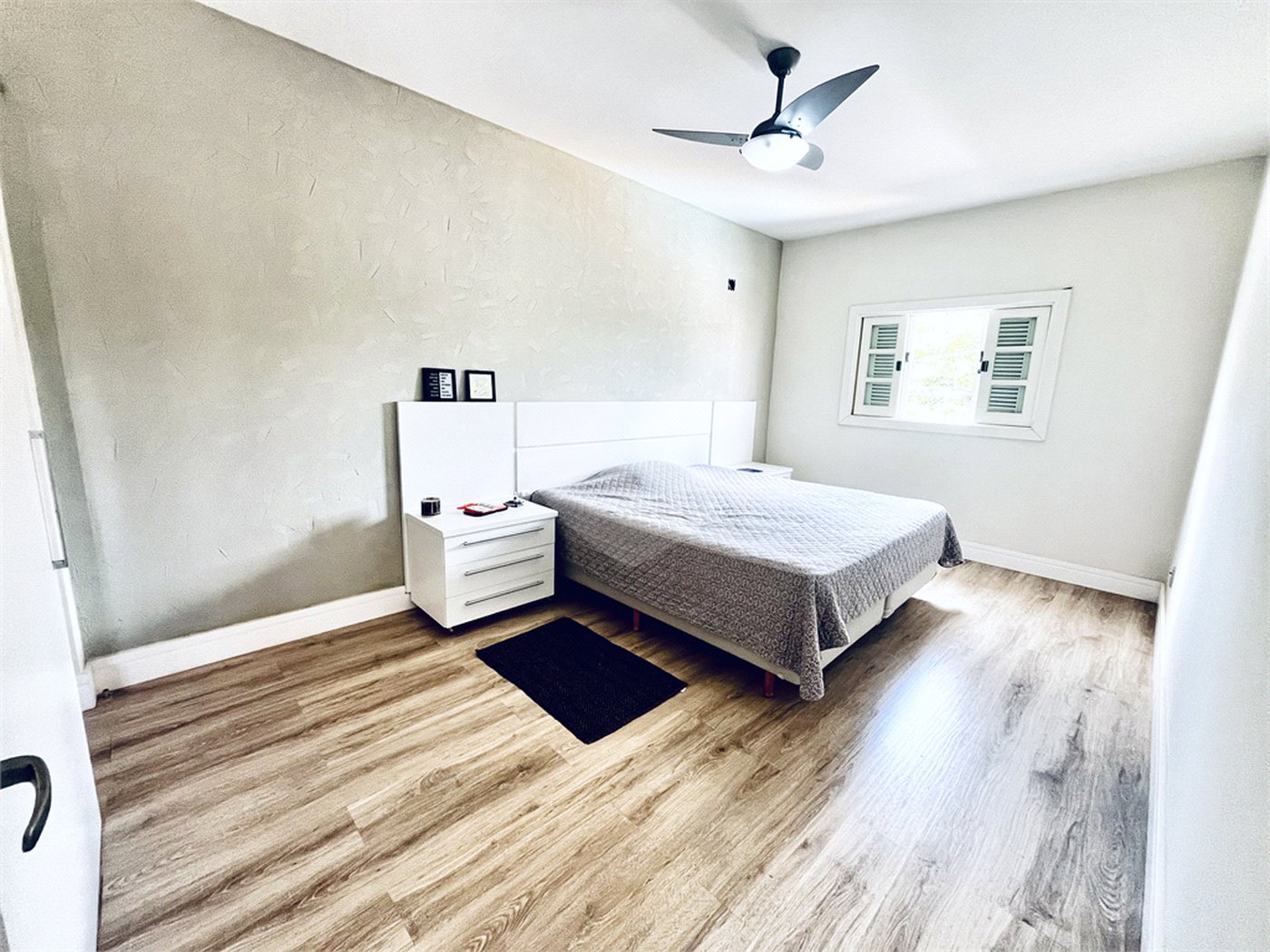 Casa à venda com 3 quartos, sendo 1 suíte, em Vila Nastri, Itapetininga, SP