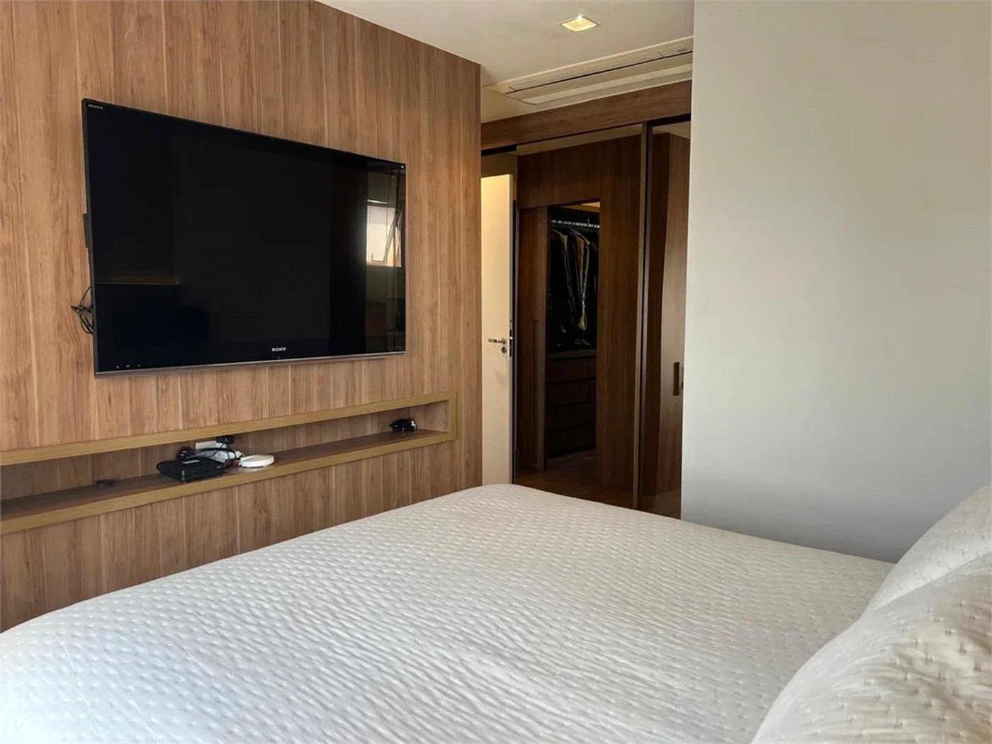 Apartamento à venda com 2 suítes em Vila Gertrudes, São Paulo, SP