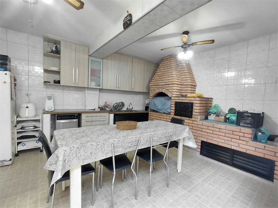 Casa à venda com 3 quartos, sendo 1 suíte, em Vila Ipojuca, São Paulo, SP
