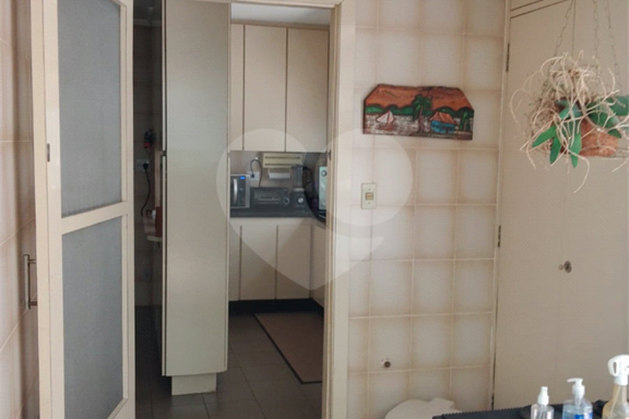 Sobrado Sofisticado de 335 m² no Coração do Jardim França
