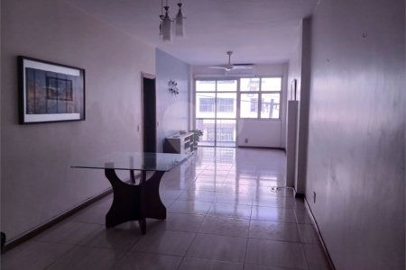 Apartamento à venda com 3 quartos, sendo 1 suíte,  em Tijuca, Rio de Janeiro, RJ