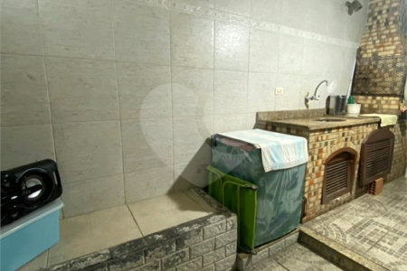 Casa à venda com 3 quartos em Santa Cruz, Rio de Janeiro, RJ