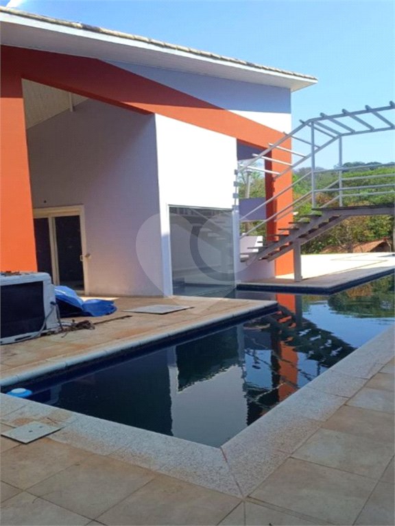 Casa à venda ou para alugar com 4 suítes no condomínio Quebec Ville Residencial, São Roque - SP