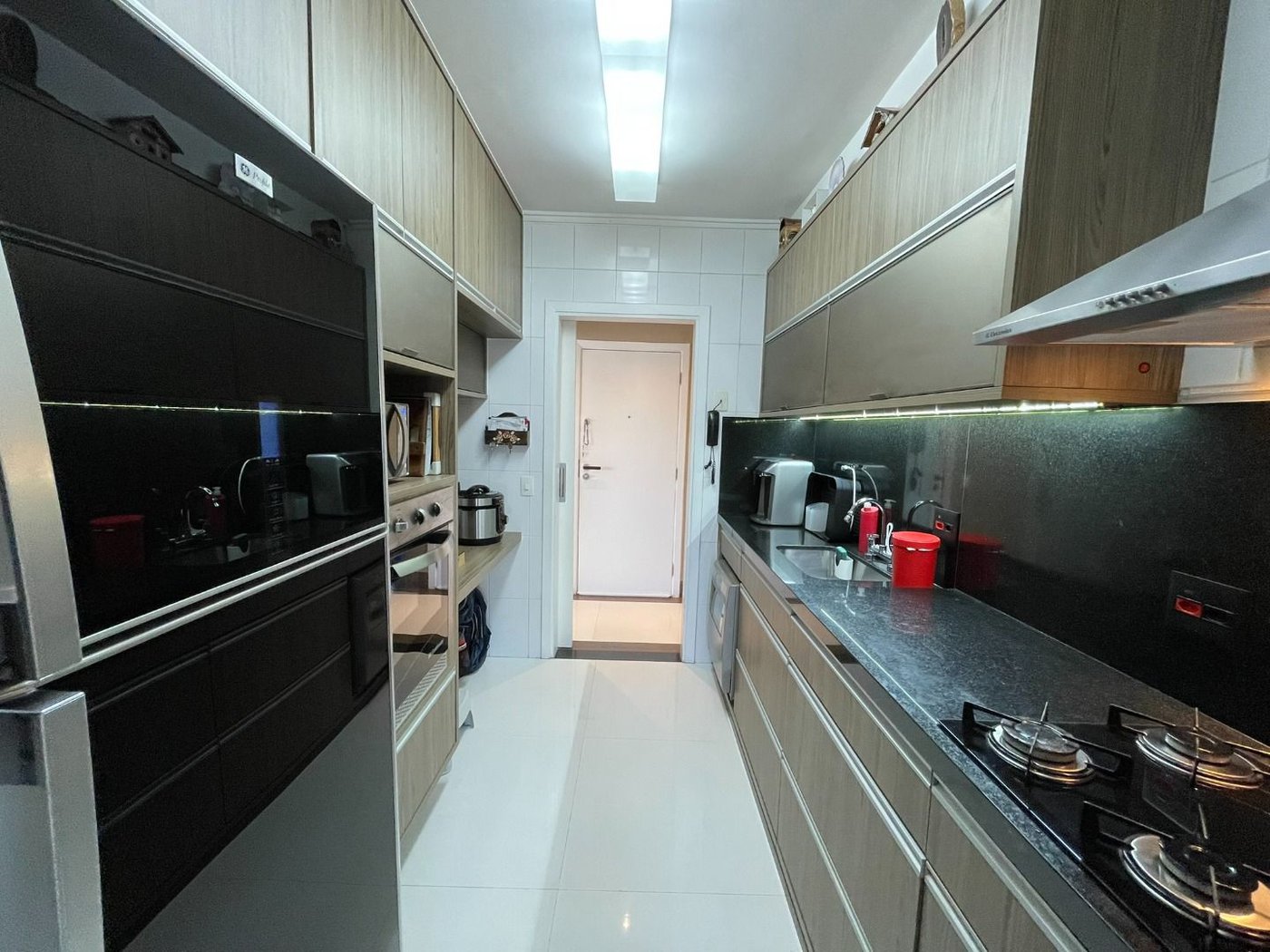 Apartamento com 3 dormitórios à venda, 103 m² por R$ 1.380.000,00 - Ponta da Praia - Santos/SP