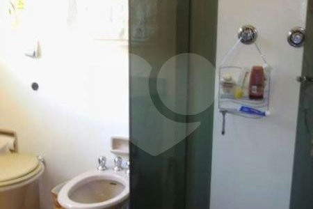 Sobrado à venda com 4 quartos, sendo 2 suítes, em Jardim Peri Peri, São Paulo, SP