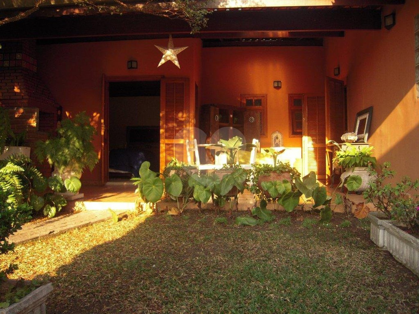 Casa térrea, impecável!