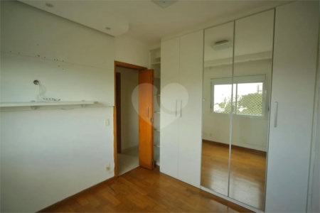 Apartamento à venda com 3 quartos, sendo 1 suíte, em Vila Lusitânia, São Bernardo do Campo, SP