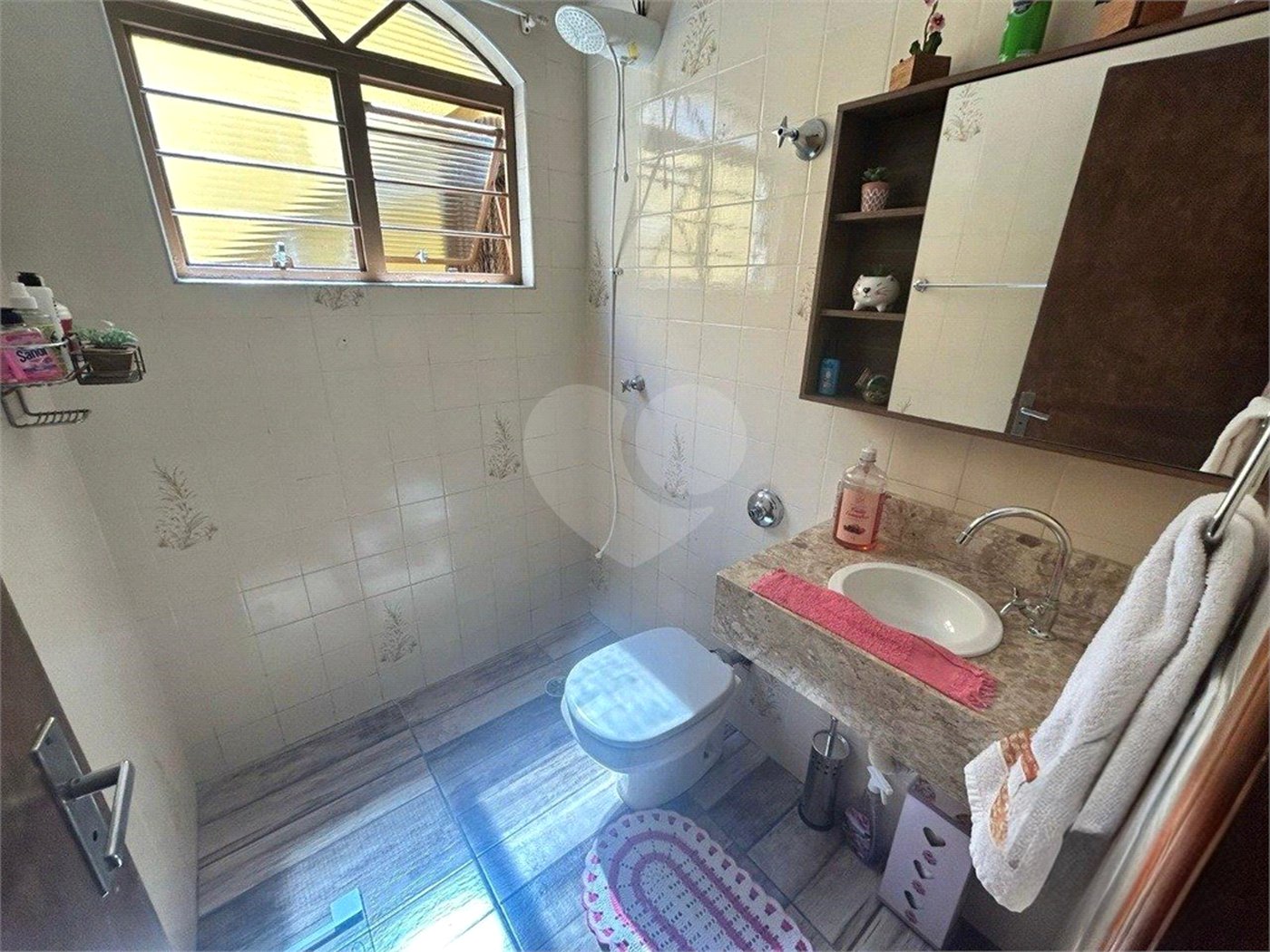 Casa à venda com 3 quartos, sendo 1 suíte,  em Éden, Sorocaba, SP