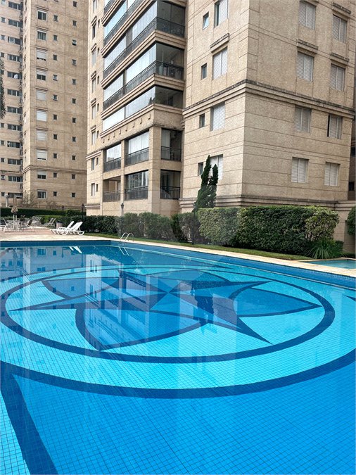 Apartamento à venda com 3 quartos, sendo 2 suítes, em Brooklin Paulista, São Paulo, SP
